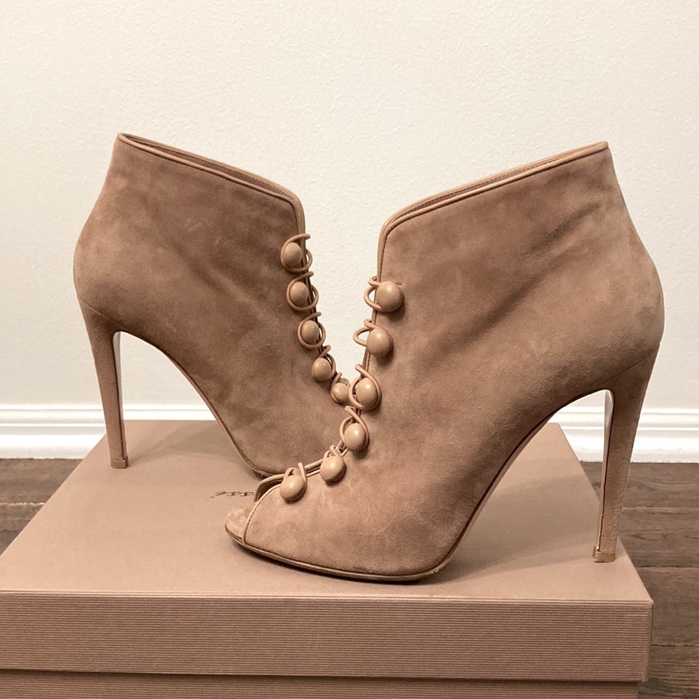 Gianvito Rossi Imperia Suede Open-Toe 105mm Bootie